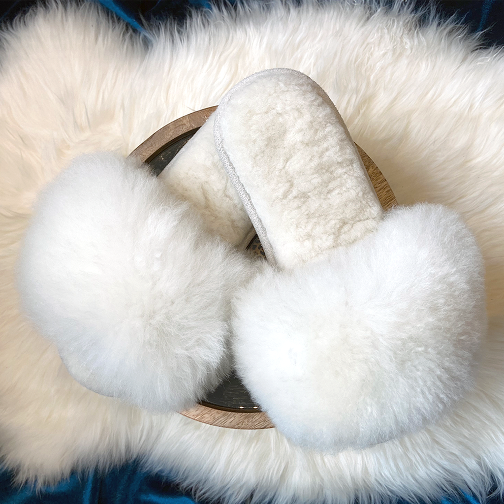 Alpaca Fur Slippers – I Love My Nighty